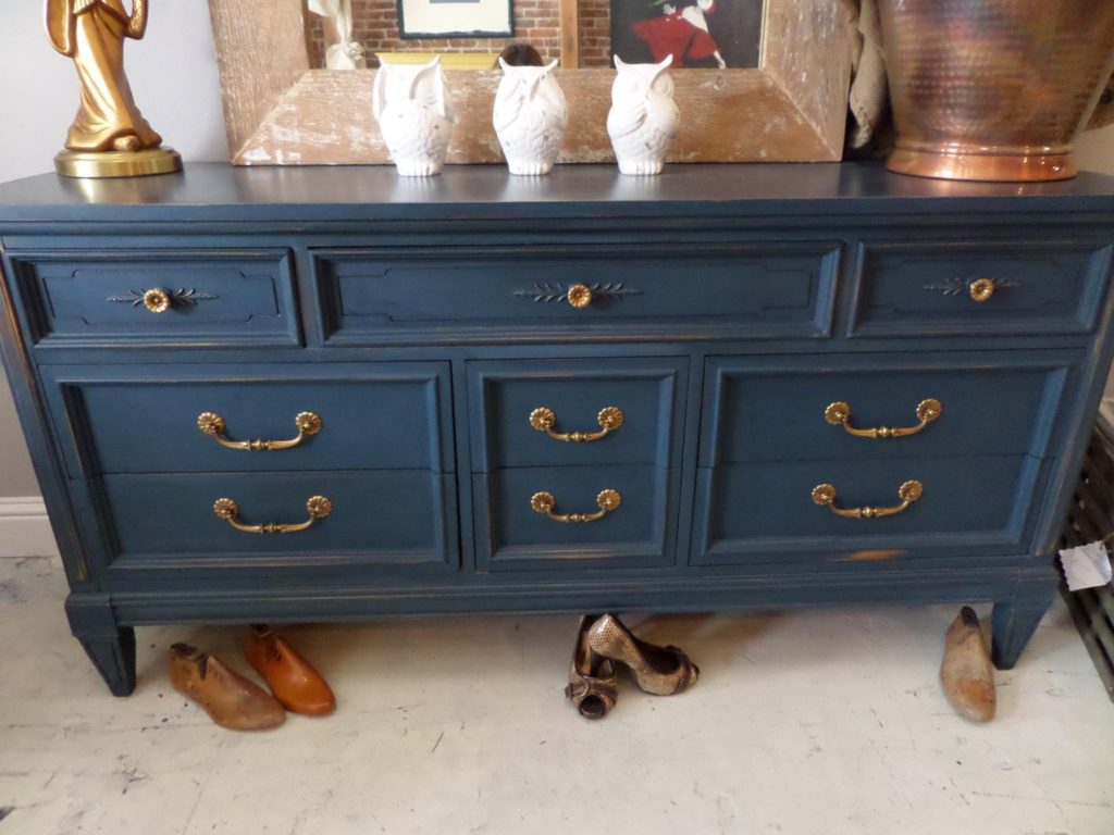 Painted Furniture Using Chalk And Clay Paint American Paint Company